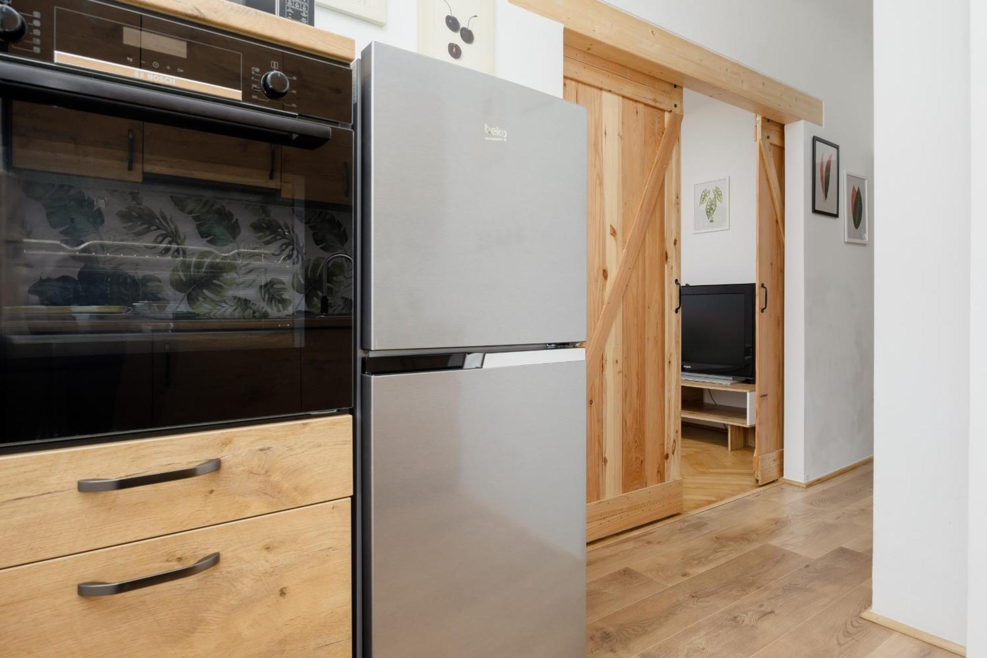 Apartament Spacious For 6 People Near The Old Town By Renters