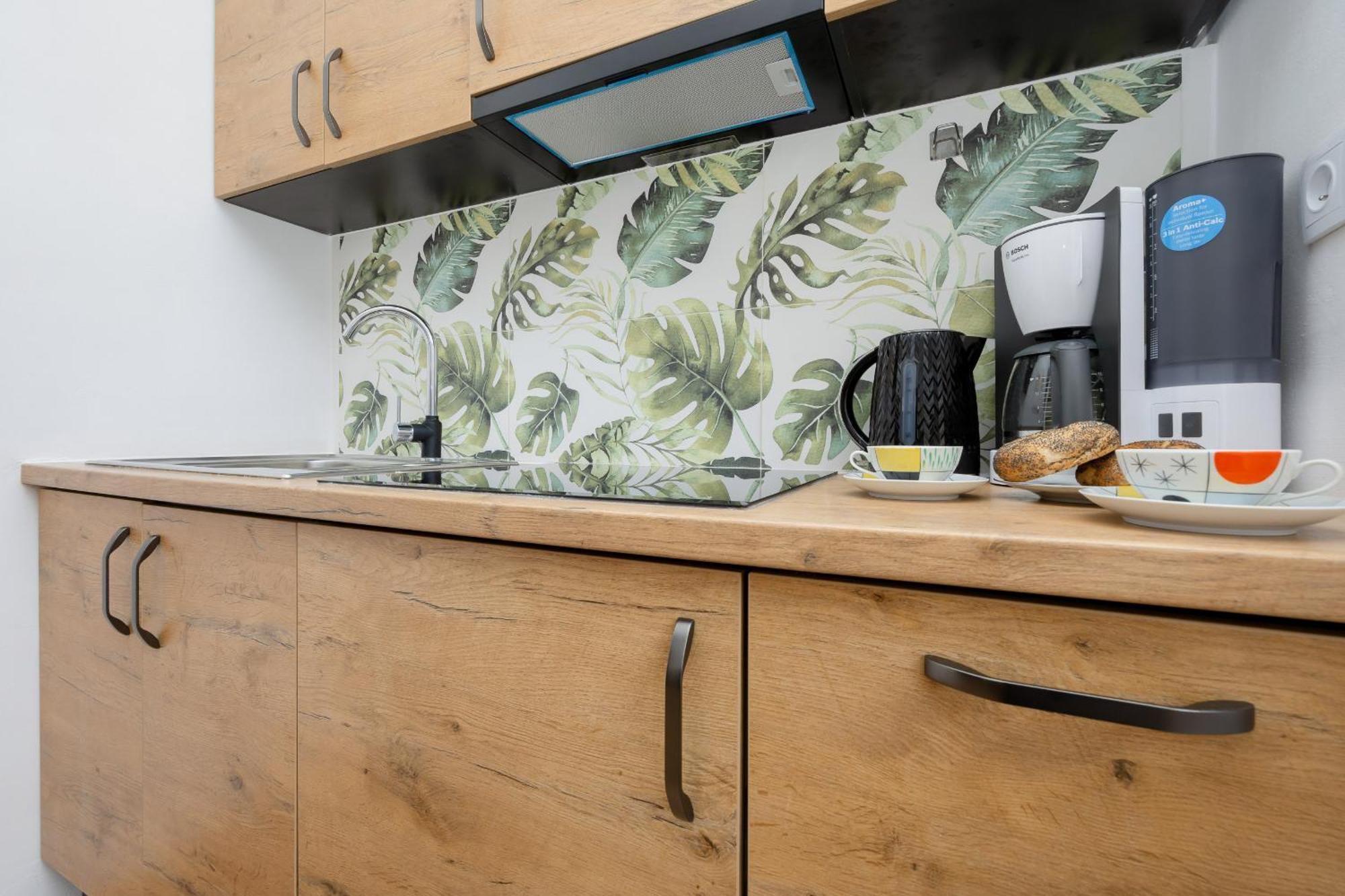 Spacious For 6 People Near The Old Town By Renters Warszawa